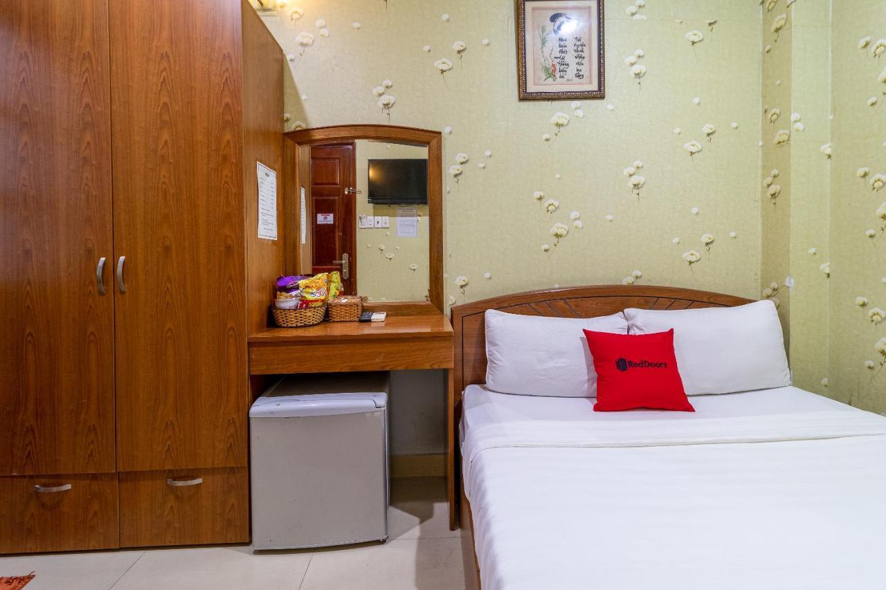 Reddoorz Nam Bac Hotel Phan Dang Luu Phu Nhuan Cidade de Ho Chi Minh Exterior foto